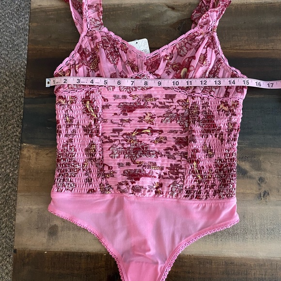 NWT Free People Weekend Plans Bodysuit - Picture 8 of 12